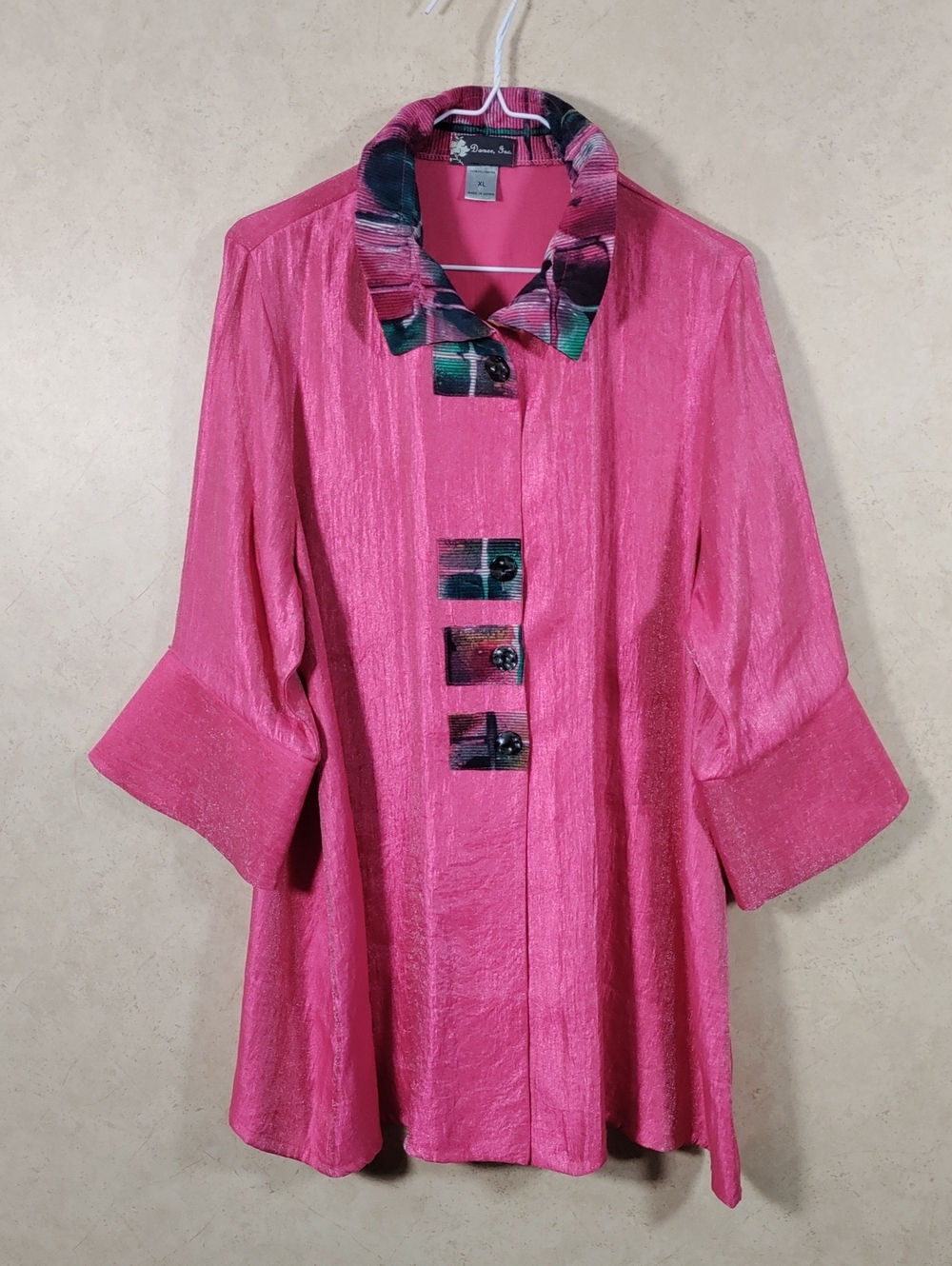 I135 Damee Hot Pink Shimmery Button-Front Midi Jacket with Printed Collar XL